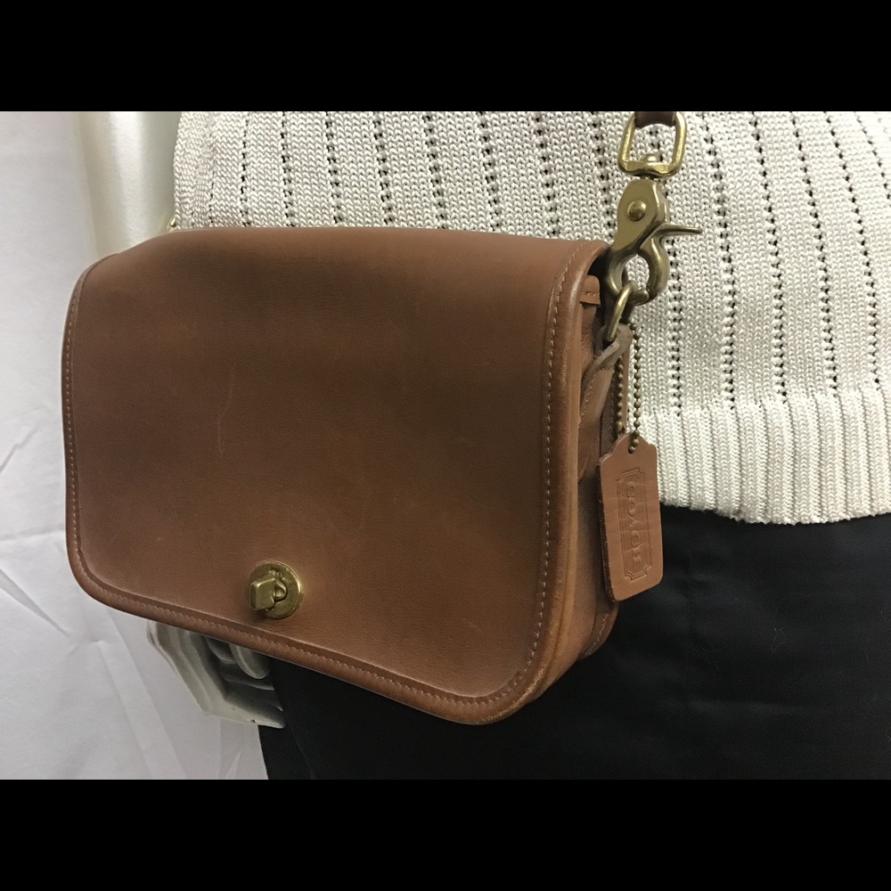 Vintage Coach Tan Penny Pocket Purse